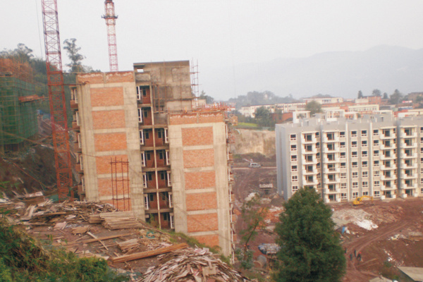 重慶必茂物(wù)業(yè)廣陽壩開(kāi)發建設安置房(fáng)配電(diàn)工(gōng)程